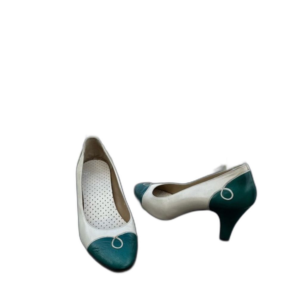 Vintage Perry Ellis Green White Leather Heels Size 7 Pointed Toe Retro Western